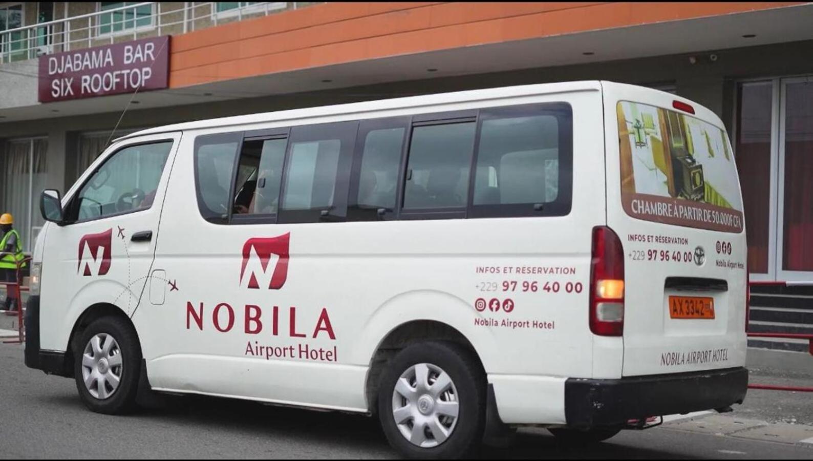 Nobila Airport Hotel Cotonou Buitenkant foto